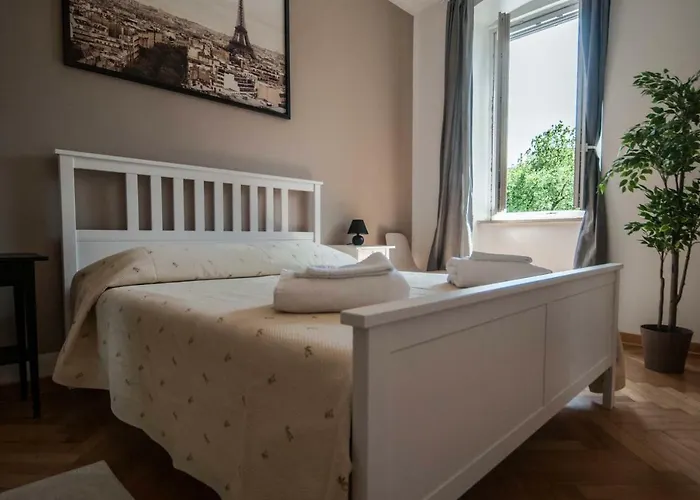 Daire Casanova - San Giusto